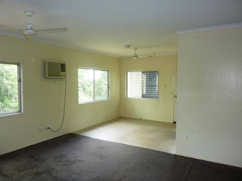 2 Goolagong Crescent, Moranbah QLD 4744