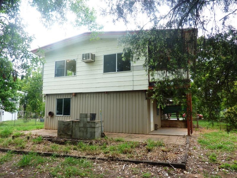 2 Goolagong Crescent, Moranbah QLD 4744