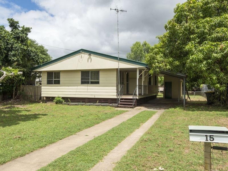 15 Queen Elizabeth Drive, Dysart QLD 4745