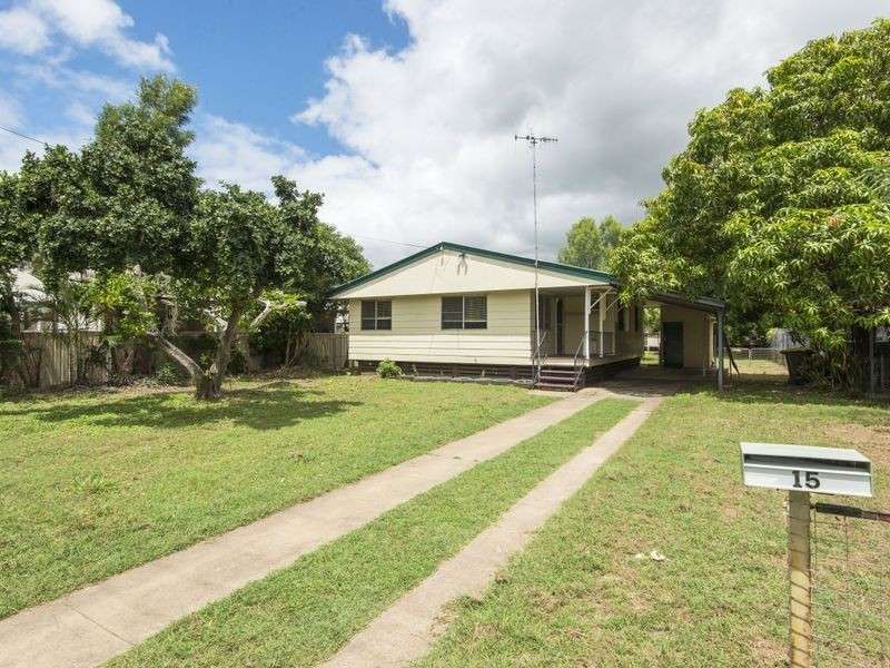 15 Queen Elizabeth Drive, Dysart QLD 4745