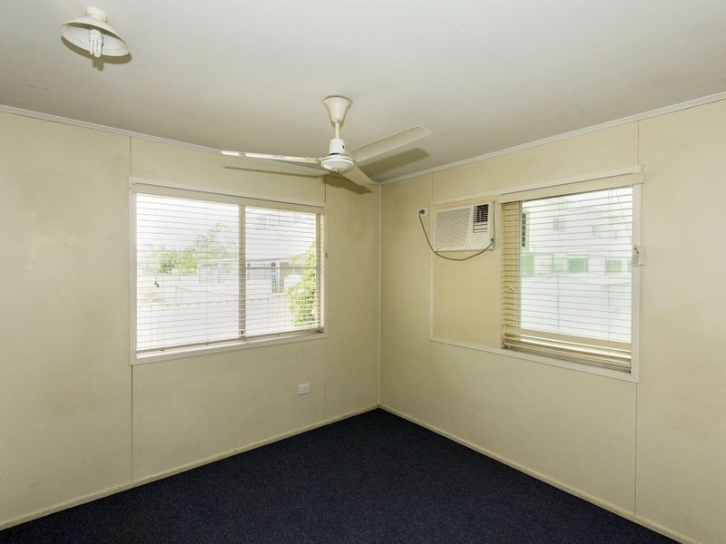 15 Queen Elizabeth Drive, Dysart QLD 4745