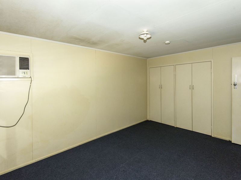 15 Queen Elizabeth Drive, Dysart QLD 4745