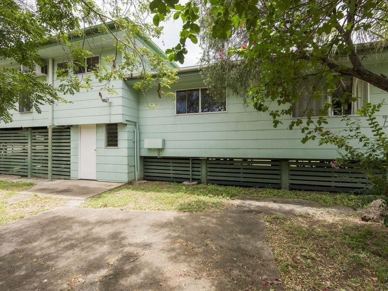 51 Beardmore Crescent, Dysart QLD 4745