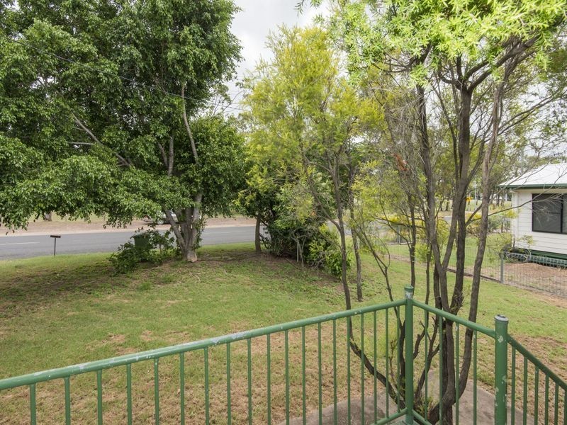 51 Beardmore Crescent, Dysart QLD 4745