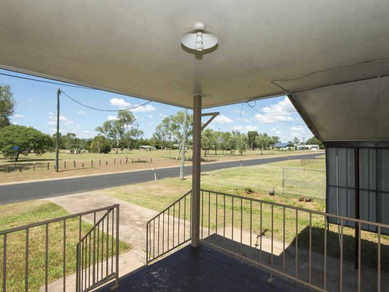 14 Macdonald Street, Dysart QLD 4745