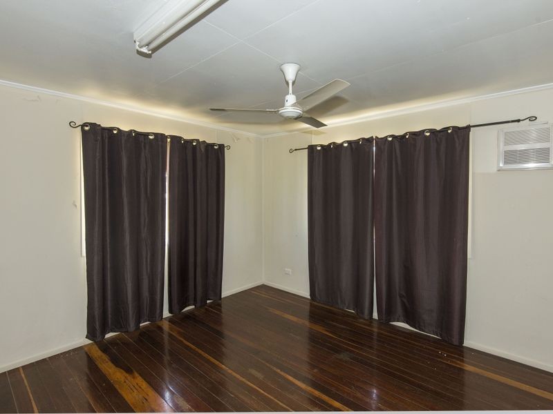 14 Macdonald Street, Dysart QLD 4745