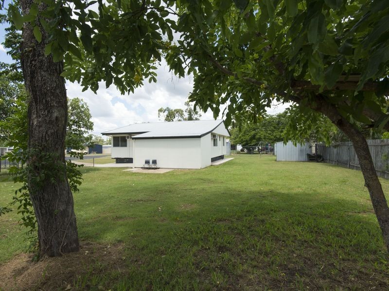 4 Pownall Court, Dysart QLD 4745