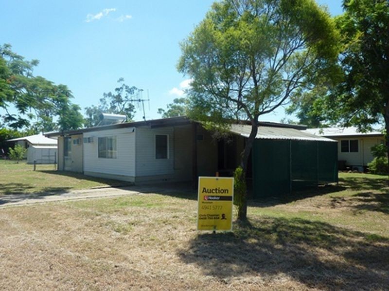 24 Crawford Street, Dysart QLD 4745