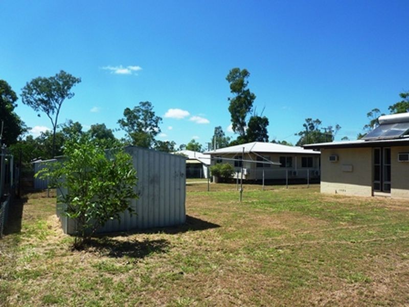 24 Crawford Street, Dysart QLD 4745