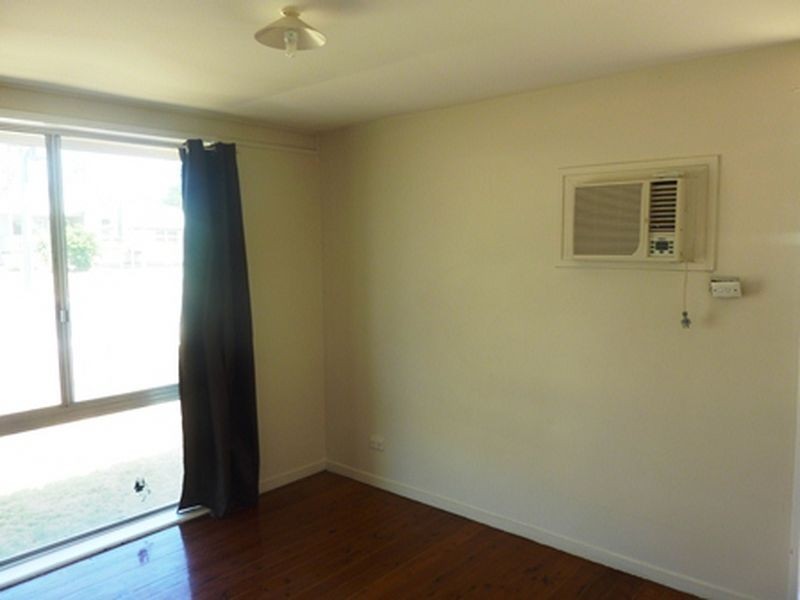 24 Crawford Street, Dysart QLD 4745