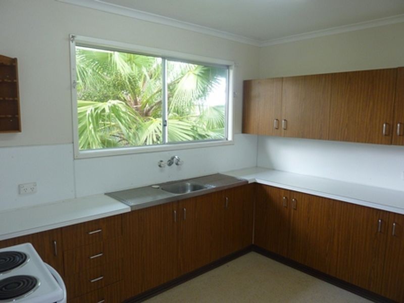 1 Newberry Court, Dysart QLD 4745