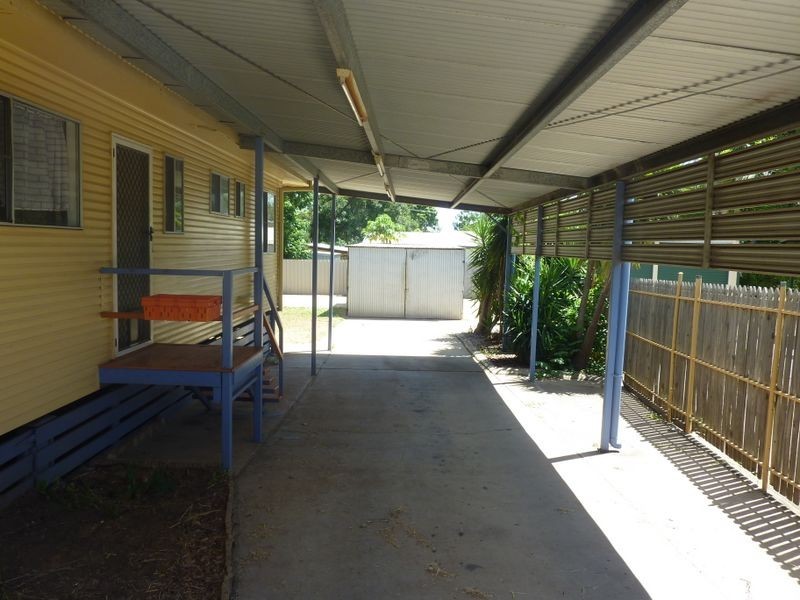 9 Mackay Street, Moranbah QLD 4744