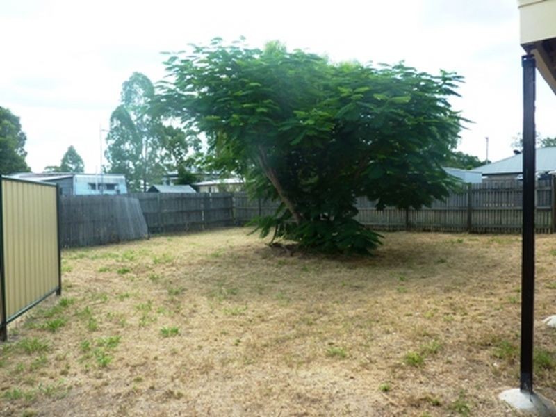 10 Oxford Street, Nebo QLD 4742