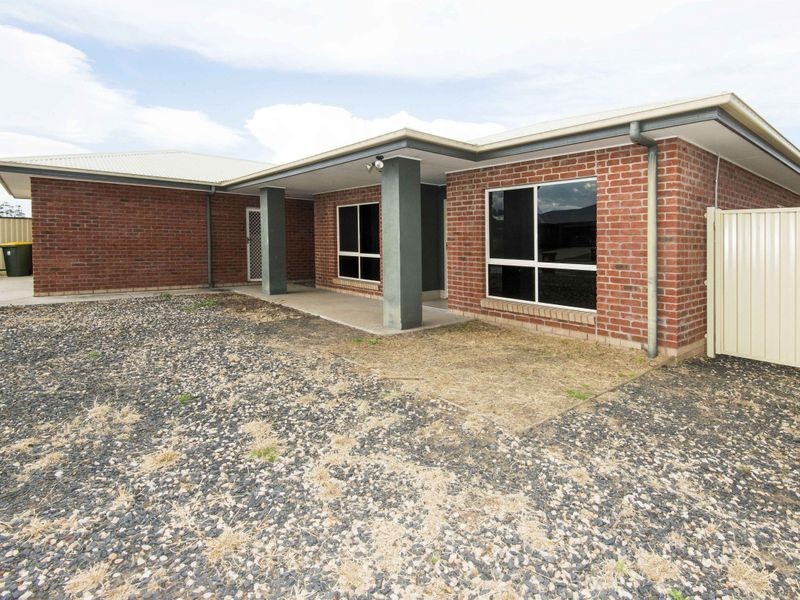 6 Anderson Court, Moranbah QLD 4744