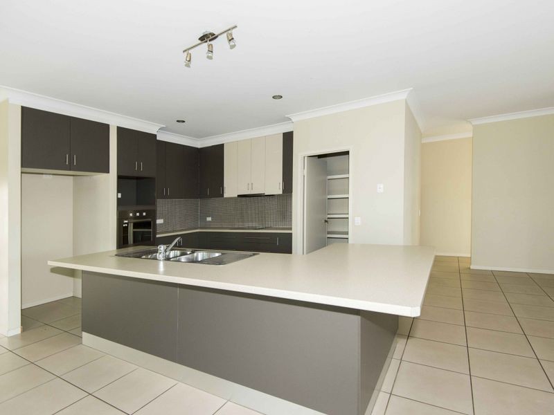 6 Anderson Court, Moranbah QLD 4744