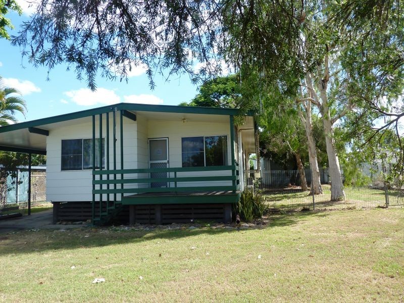 36 Middle Crescent, Dysart QLD 4745