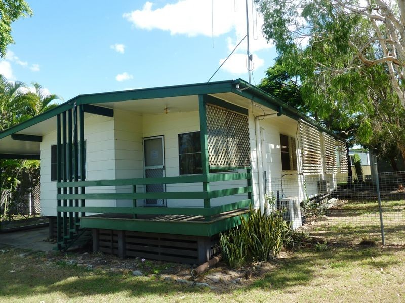 36 Middle Crescent, Dysart QLD 4745