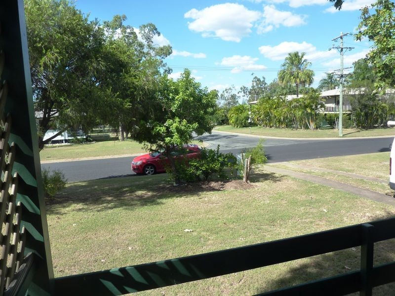 36 Middle Crescent, Dysart QLD 4745