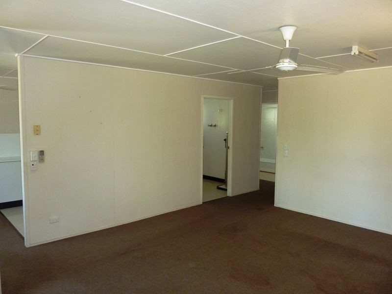 36 Middle Crescent, Dysart QLD 4745