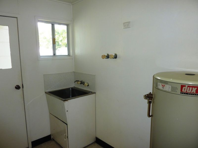 36 Middle Crescent, Dysart QLD 4745