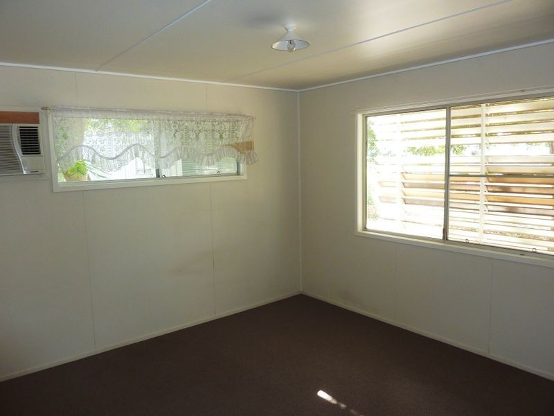 36 Middle Crescent, Dysart QLD 4745