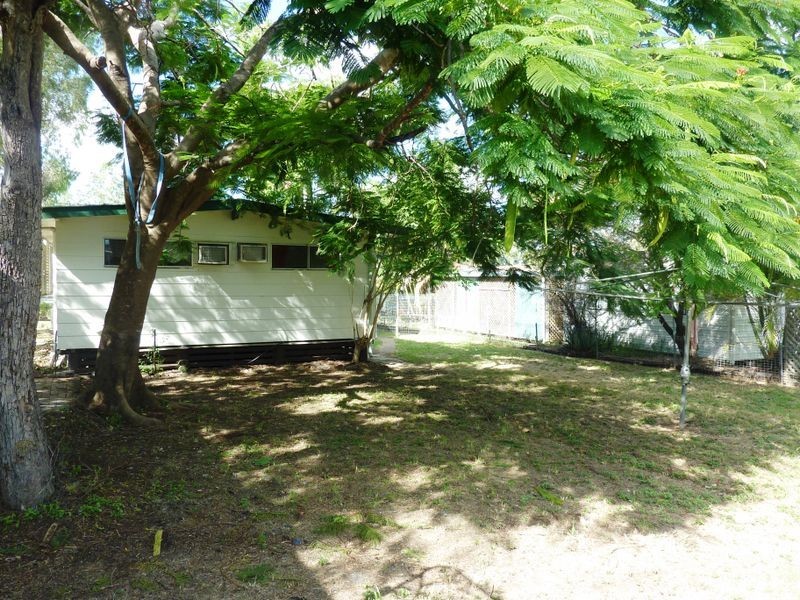 36 Middle Crescent, Dysart QLD 4745