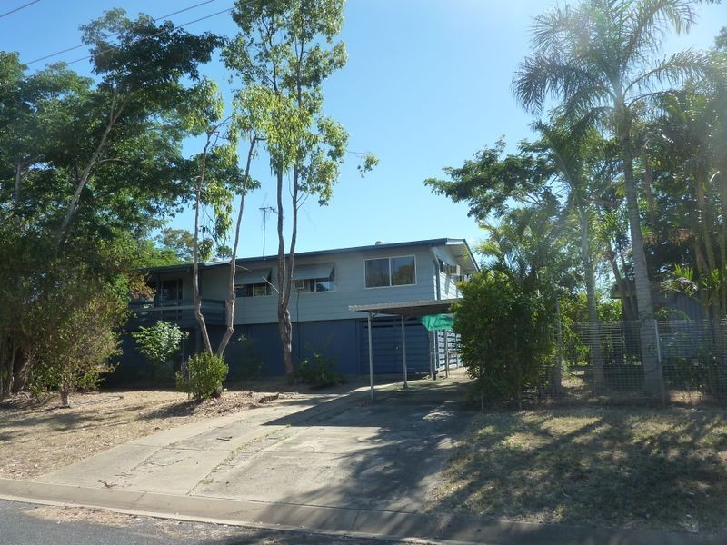 13 Middle Crescent, Dysart QLD 4745