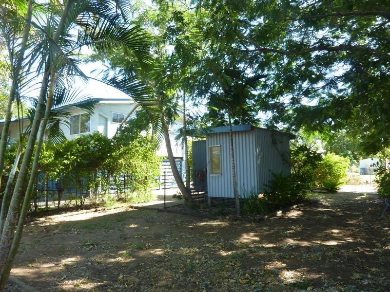 13 Middle Crescent, Dysart QLD 4745