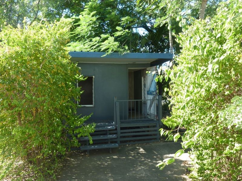 13 Middle Crescent, Dysart QLD 4745