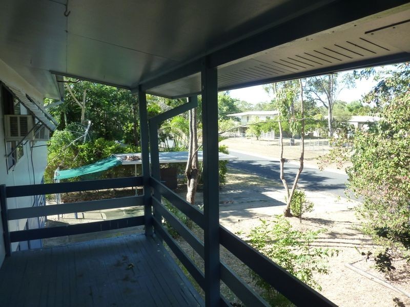 13 Middle Crescent, Dysart QLD 4745