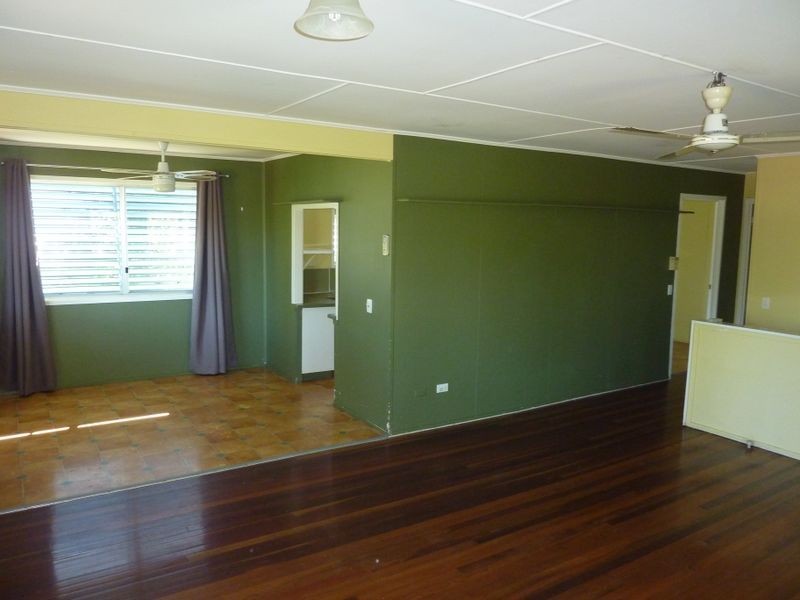 13 Middle Crescent, Dysart QLD 4745