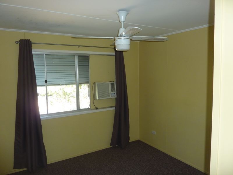 13 Middle Crescent, Dysart QLD 4745