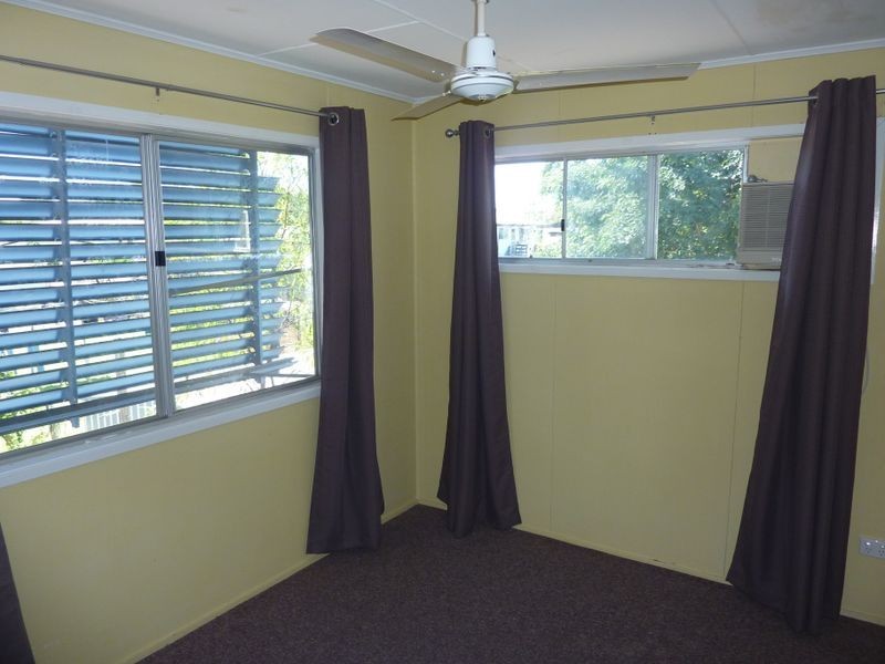 13 Middle Crescent, Dysart QLD 4745