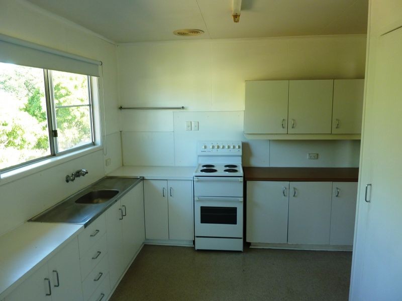 23 Brock Street, Dysart QLD 4745