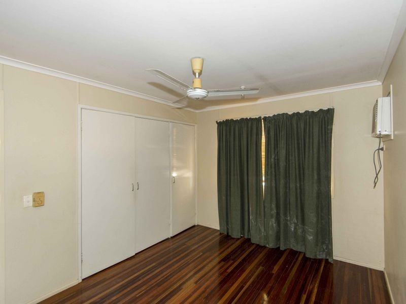 22 Rosewall Street, Moranbah QLD 4744
