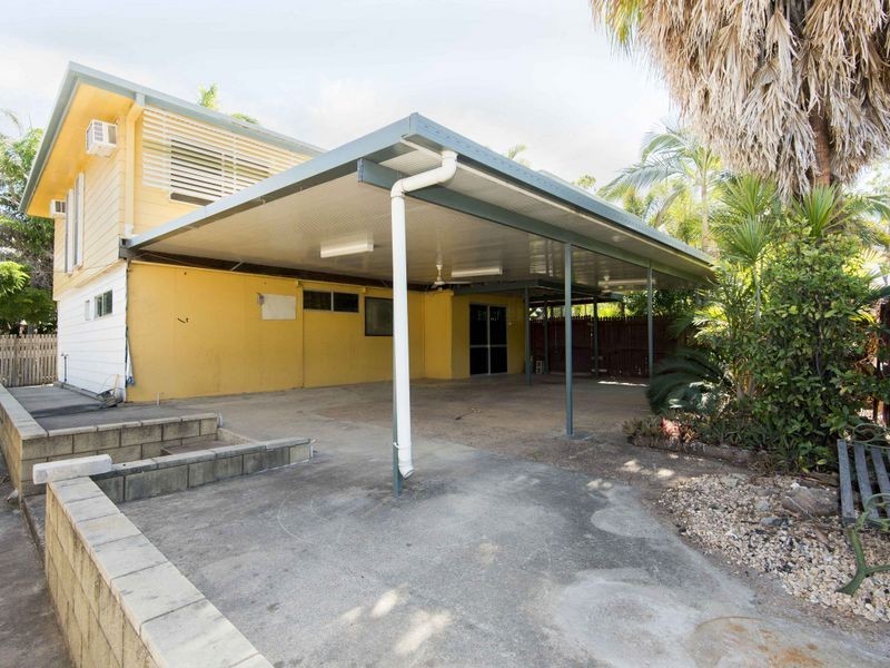 22 Rosewall Street, Moranbah QLD 4744