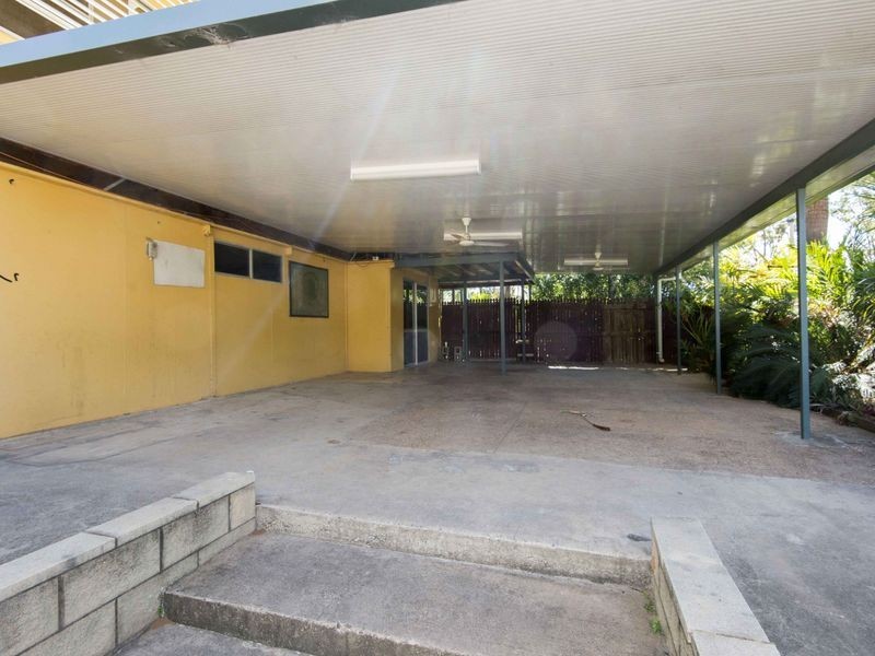 22 Rosewall Street, Moranbah QLD 4744