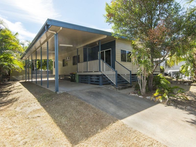 30 Sedgman Street, Moranbah QLD 4744