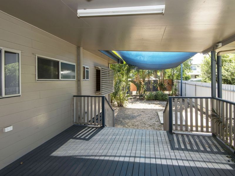 30 Sedgman Street, Moranbah QLD 4744