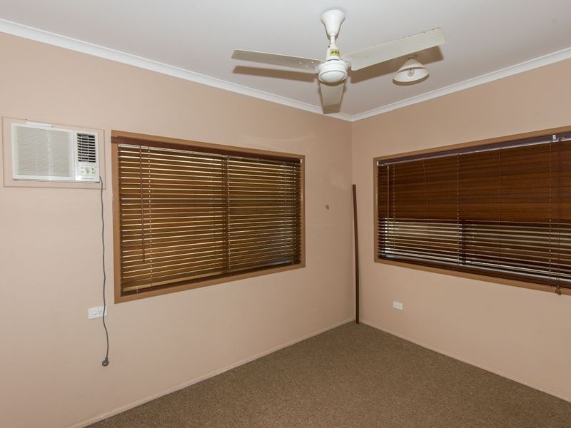 30 Sedgman Street, Moranbah QLD 4744