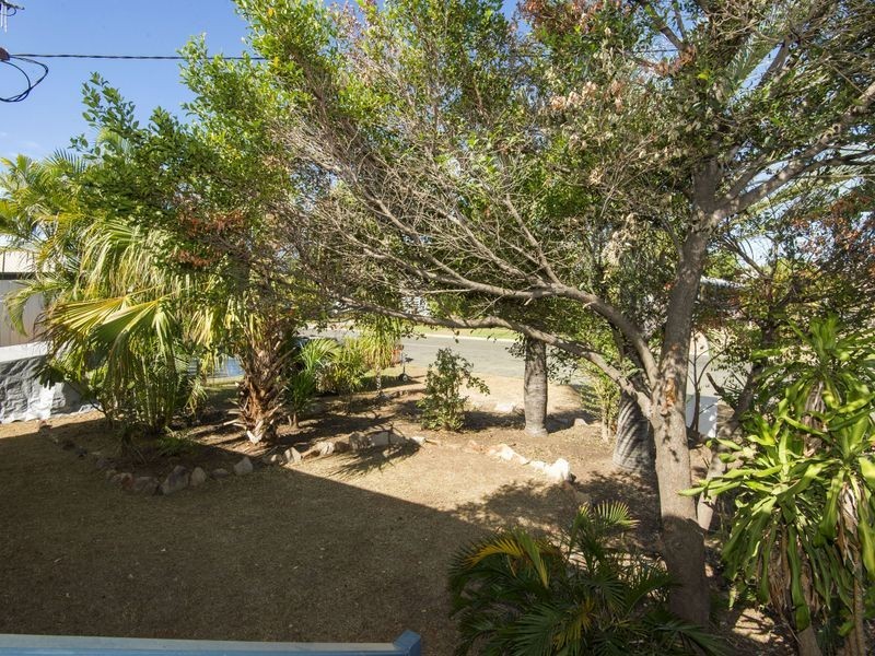 30 Sedgman Street, Moranbah QLD 4744