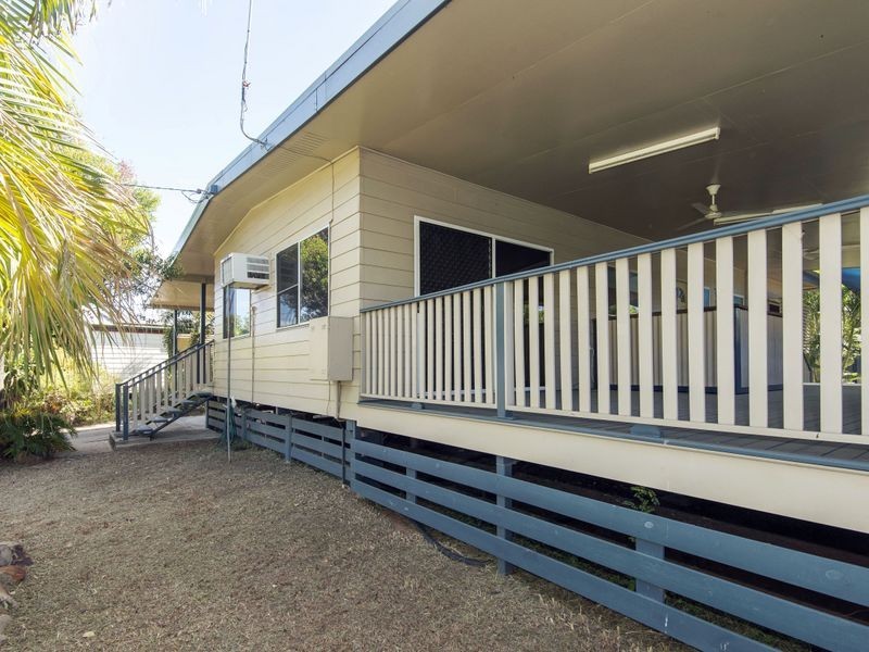 30 Sedgman Street, Moranbah QLD 4744