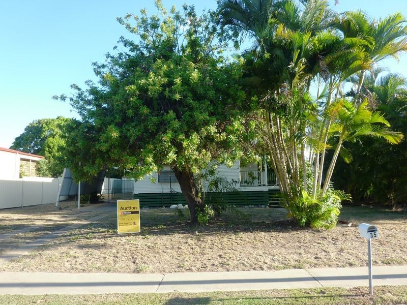 35 Leichardt Drive, Moranbah QLD 4744