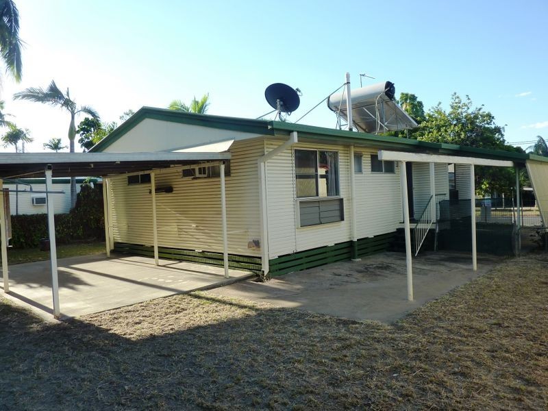 35 Leichardt Drive, Moranbah QLD 4744