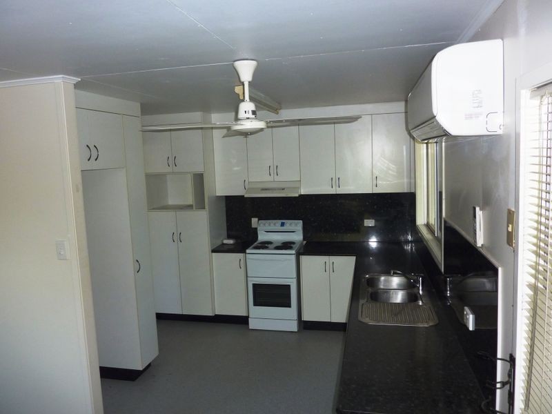 2 Koala Terrace, Moranbah QLD 4744