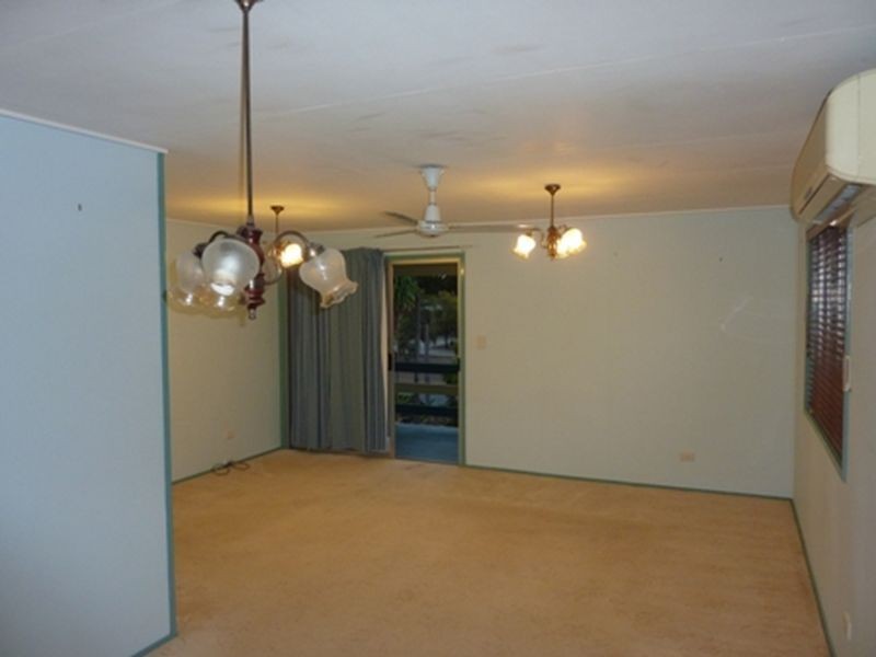 20 Perry Street, Dysart QLD 4745