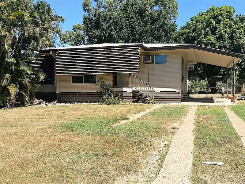 43 Leichhardt Drive, Moranbah QLD 4744