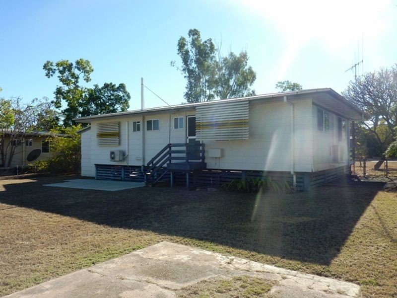 2 Beatty Court, Dysart QLD 4745