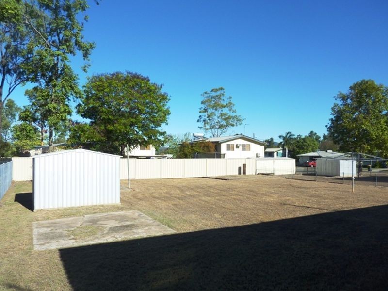 2 Beatty Court, Dysart QLD 4745