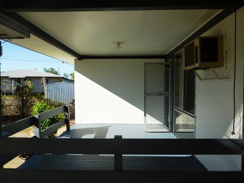 9 McCartney Street, Dysart QLD 4745